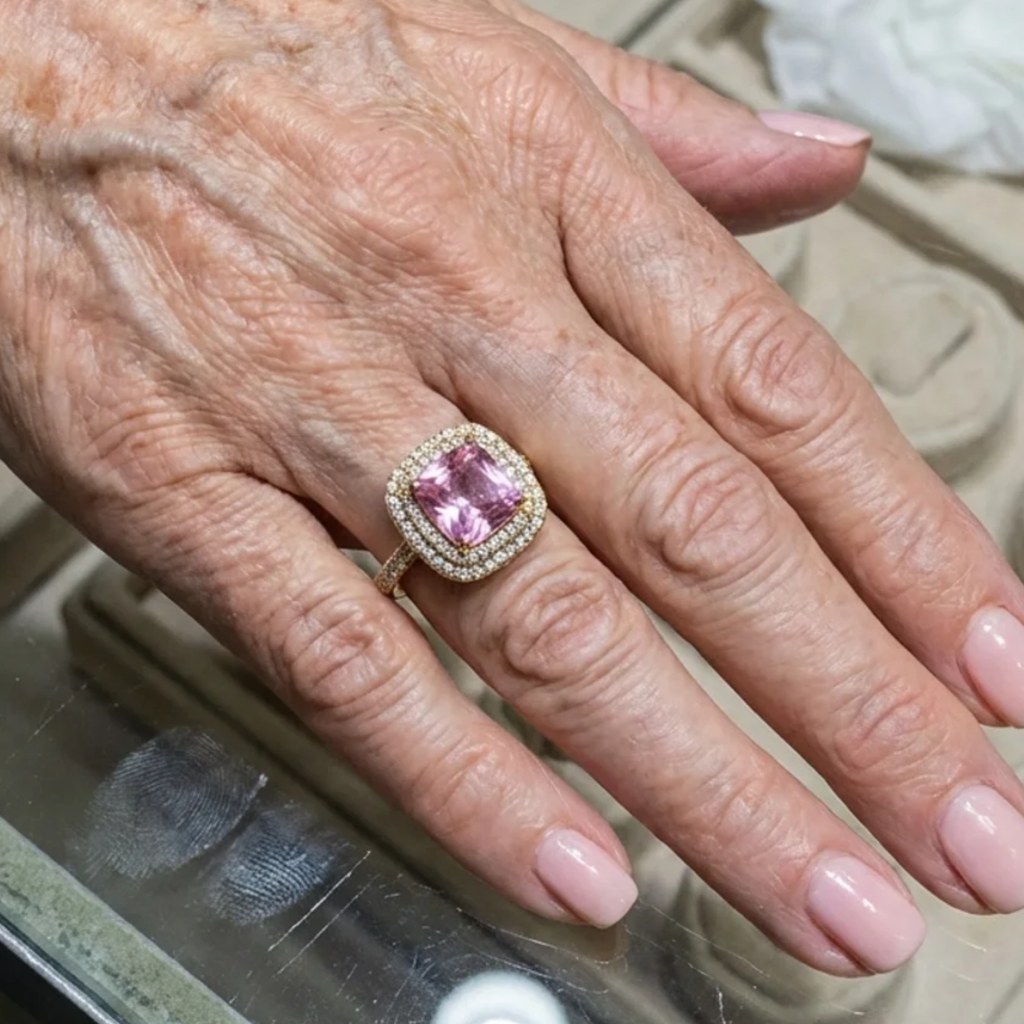 Anillo de Zafiro Rosa Corte Cushion | Oro Rosa